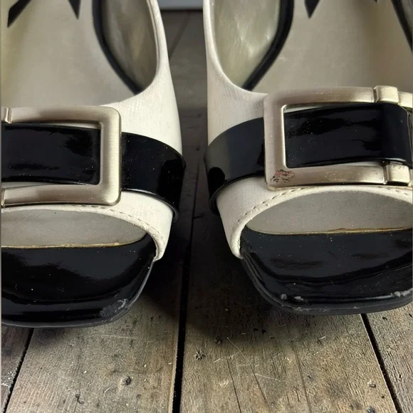 Anne Klein Sport Cream/Black Slingback Peep-Toe Low Heel Pumps - Picture 9 of 9